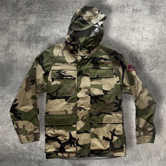 Hysteric Glamour Camo Water Proof Jacket - Picture 1 of 5
